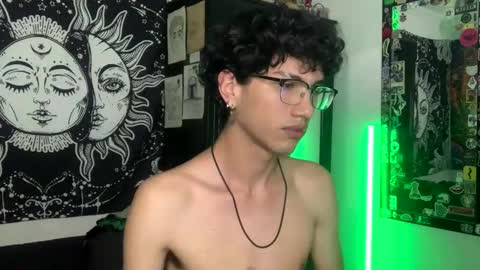 Snapshot of oliver_fast_ chatting on October 2025 08:00:01 AM Oliver fast online show from October 2025 08:00:01 AM