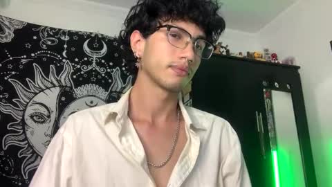 Snapshot of oliver_fast_ chatting on October 2025 07:42:02 AM Oliver fast online show from October 2025 07:42:02 AM