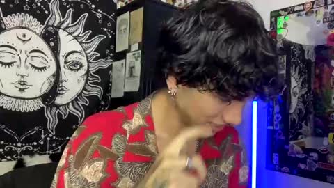 Snapshot of oliver_fast_ chatting on October 2025 06:13:02 AM Oliver fast online show from October 2025 06:13:02 AM