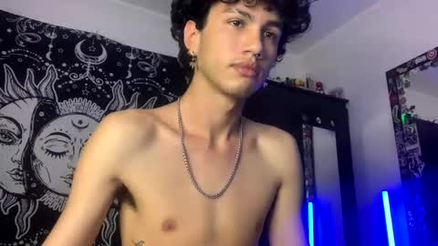 Snapshot of oliver_fast_ chatting on October 2025 02:45:01 AM Oliver fast online show from October 2025 02:45:01 AM