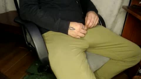 oliver_laid_2023 online show from September 2025 02:04:02 AM