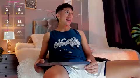 Snapshot of oliver_mr_ chatting on November 2025 09:37:02 PM oliver mr online show from November 2025 09:37:02 PM