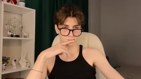 Oliver online show from September 2025 07:43:01 AM