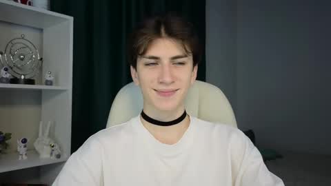 Oliver online show from September 2025 04:47:01 AM
