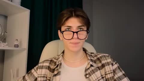 Oliver online show from September 2025 04:36:02 AM