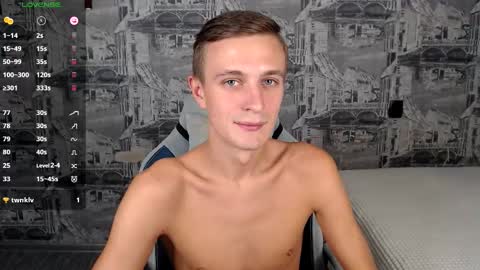 Snapshot of oliverfresh chatting on November 2025 09:59:02 AM Oliver online show from November 2025 09:59:02 AM