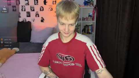 Snapshot of olivertasty chatting on November 2025 02:06:01 PM oliver online show from November 2025 02:06:01 PM