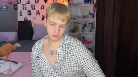 Snapshot of olivertasty chatting on November 2025 08:57:01 AM oliver online show from November 2025 08:57:01 AM