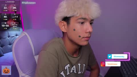 Oliver online show from October 2025 11:29:02 PM