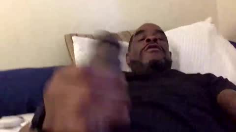 Snapshot of olivertwist1273 chatting on December 2024 05:29:02 PM olivertwist1273 online show from December 2024 05:29:02 PM