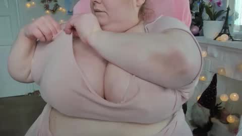 Snapshot of olivia_bud_gold chatting on February 2025 09:26:02 AM Olivia Gold online show from February 2025 09:26:02 AM