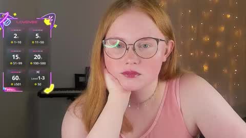 Olivia Date online show from September 2025 01:56:01 PM