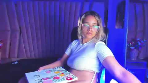  OLIVIA  online show from December 2024 10:32:01 AM