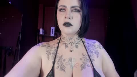   online show from February 2025 01:51:01 PM