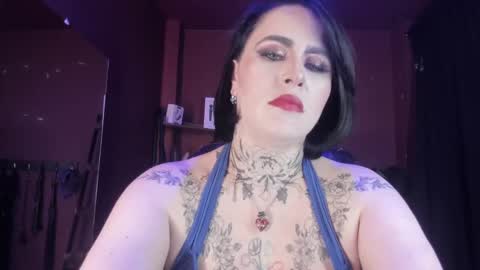   online show from February 2025 02:14:02 PM