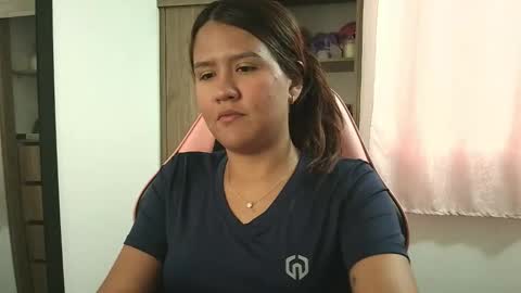 Olivia online show from October 2025 02:18:02 PM