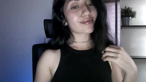 oliviaaa__ online show from October 2025 08:20:01 PM