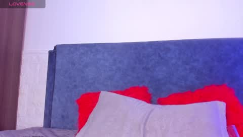 OLIVIA online show from December 2024 11:32:01 PM