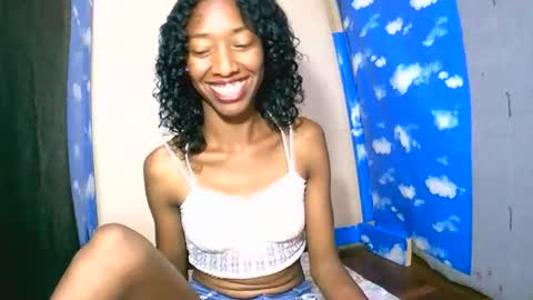 Snapshot of oliviah27 chatting on September 2025 07:08:01 PM oliviah27 online show from September 2025 07:08:01 PM