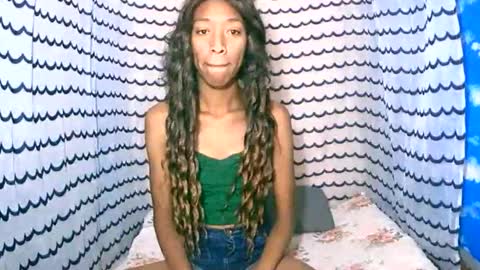 Snapshot of oliviah27 chatting on November 2025 09:11:01 AM oliviah27 online show from November 2025 09:11:01 AM