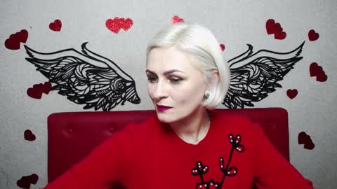 OliviaHorst online show from February 2025 12:21:02 PM