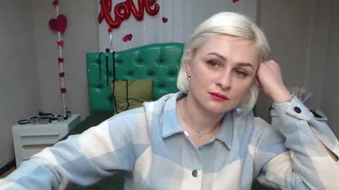 OliviaHorst online show from March 2025 12:26:01 PM