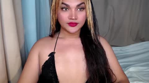 Snapshot of oliviahot22 chatting on March 2025 07:10:01 AM oliviahot22 online show from March 2025 07:10:01 AM