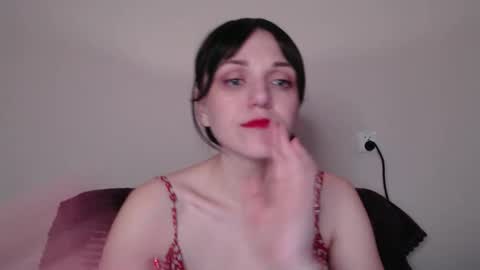 OliviaLife online show from October 2025 08:05:01 PM