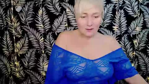 Kelly online show from January 2025 03:19:01 PM