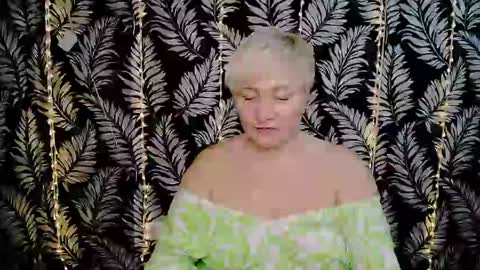 Kelly online show from February 2025 12:27:01 PM