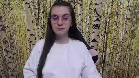 Snapshot of oliviasager chatting on October 2025 05:04:02 PM Mistress Olivia online show from October 2025 05:04:02 PM