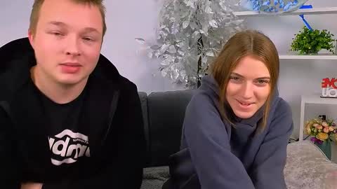 Olli and Stiw online show from November 2025 08:46:02 AM