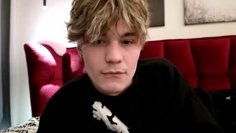 Snapshot of ololkd chatting on January 2025 08:45:02 PM Tony online show from January 2025 08:45:02 PM