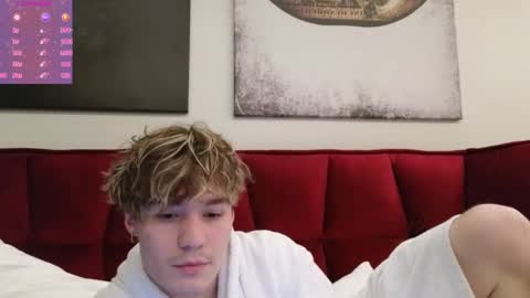 Snapshot of ololkd chatting on January 2025 09:14:02 PM Tony online show from January 2025 09:14:02 PM