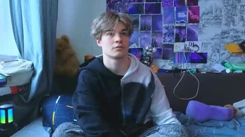 Snapshot of ololkd chatting on February 2025 02:02:01 PM Tony online show from February 2025 02:02:01 PM