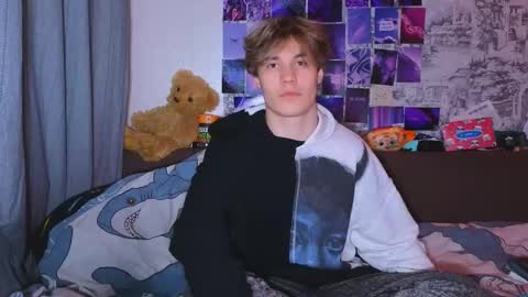 Snapshot of ololkd chatting on February 2025 08:14:02 PM Tony online show from February 2025 08:14:02 PM