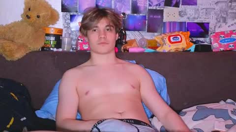 Snapshot of ololkd chatting on February 2025 11:21:02 PM Tony online show from February 2025 11:21:02 PM