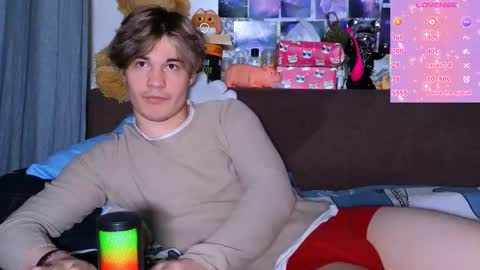 Snapshot of ololkd chatting on March 2025 11:35:02 PM Tony online show from March 2025 11:35:02 PM