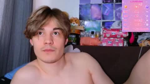 Snapshot of ololkd chatting on March 2025 05:42:02 AM Tony online show from March 2025 05:42:02 AM