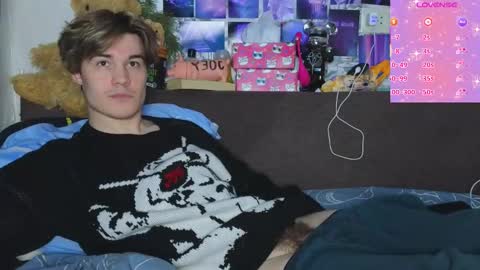 Snapshot of ololkd chatting on March 2025 08:25:01 PM Tony online show from March 2025 08:25:01 PM