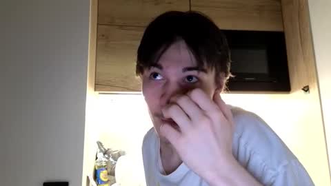 Snapshot of ololkd chatting on October 2025 07:03:01 PM Tony online show from October 2025 07:03:01 PM