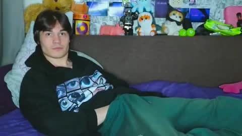 Snapshot of ololkd chatting on October 2025 09:11:01 PM Tony online show from October 2025 09:11:01 PM