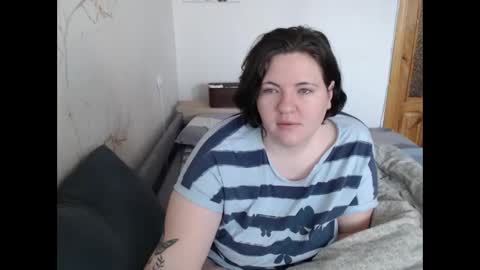 Snapshot of olyaandnetty chatting on February 2025 07:45:02 AM OlyaAndNetty online show from February 2025 07:45:02 AM