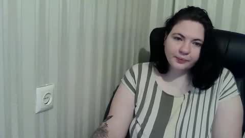 Snapshot of olyafire chatting on November 2025 07:51:01 AM OlyaFire online show from November 2025 07:51:01 AM