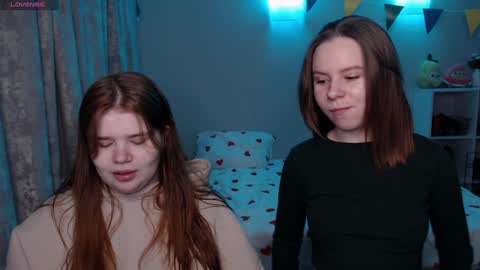  MellY  online show from December 2024 12:13:02 PM