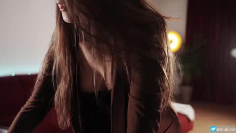    or    online show from November 2025 06:30:01 PM