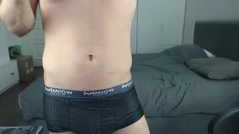 Snapshot of onebestlover chatting on January 2025 12:16:01 PM onebestlover online show from January 2025 12:16:01 PM