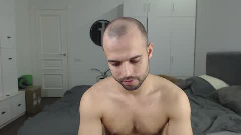 Snapshot of onebestlover chatting on January 2025 02:58:01 PM onebestlover online show from January 2025 02:58:01 PM