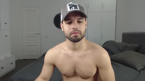 Snapshot of onebestlover chatting on February 2025 08:48:02 AM onebestlover online show from February 2025 08:48:02 AM