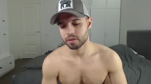 Snapshot of onebestlover chatting on February 2025 12:09:02 PM onebestlover online show from February 2025 12:09:02 PM
